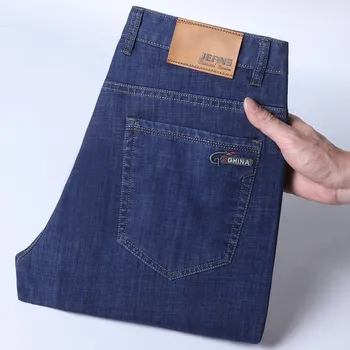 2023 vasaros plonas skirsnio vyriški džinsai ruožas tiesūs džinsai verslo viduryje juosmens dydį, laisvas kelnes