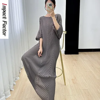 Miyake Moterų Plisuotos Midi Suknelė Moterų Patenka 2023 Naują Ketvirtį Rankovės O-Kaklo vientisos Spalvos Elegantiškas Palaidi Tinka Ilga Suknelė